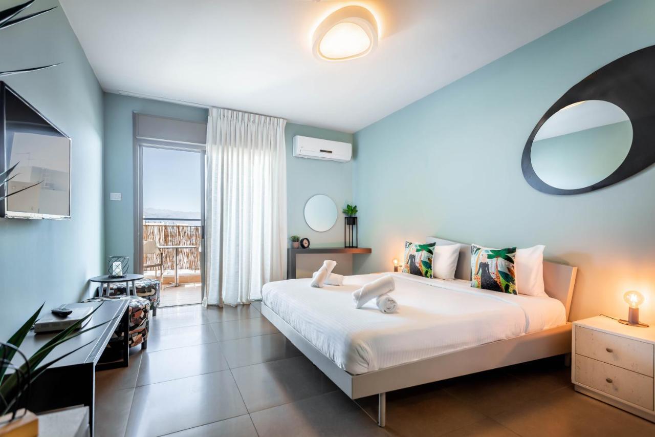 Almogim Suites Eilat Hotel (Adults Only) Exterior photo